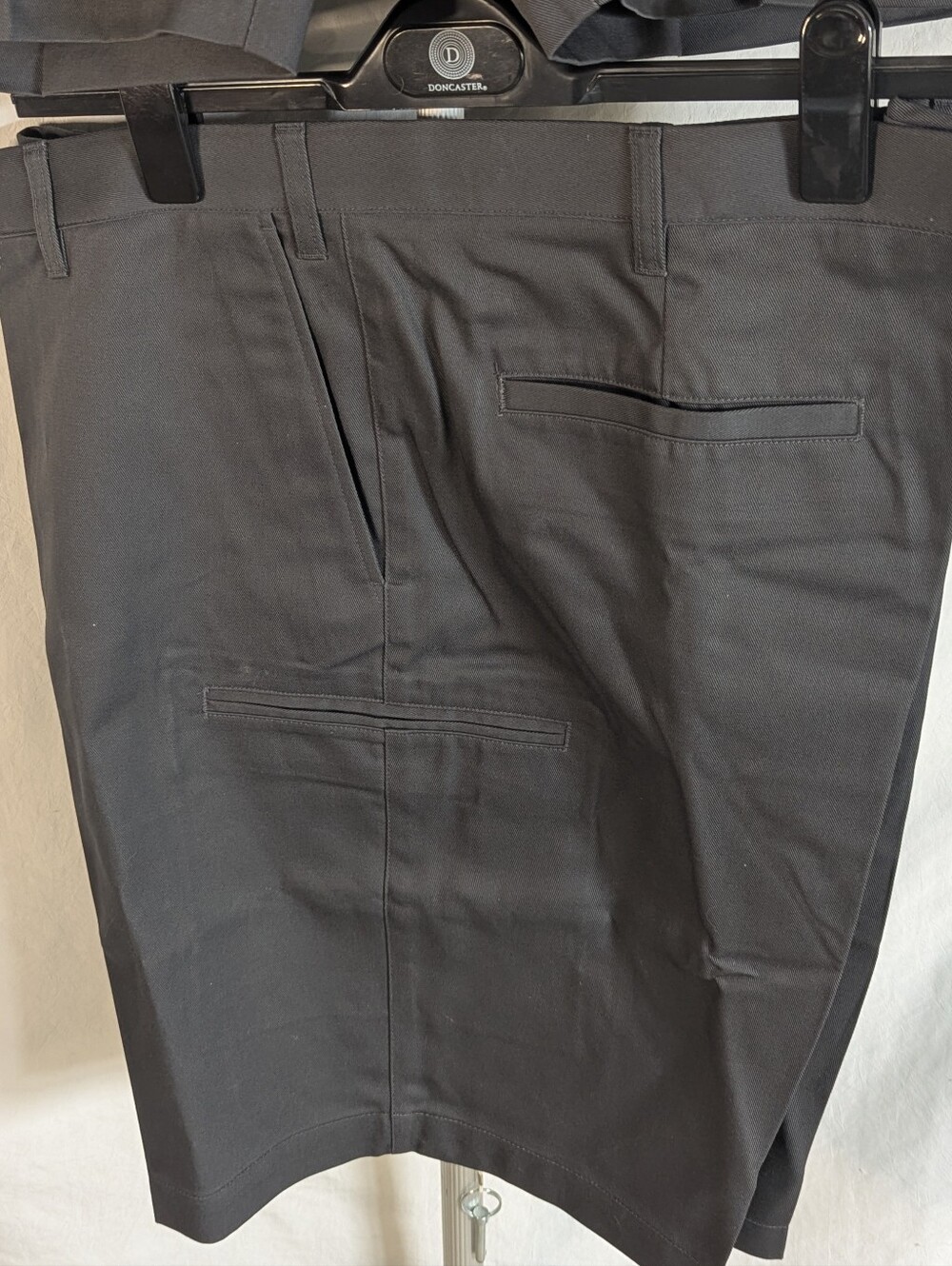 OOBE New Work Shorts Gray Deep Pockets Deep Crease Cotton Poly Blend Size 44